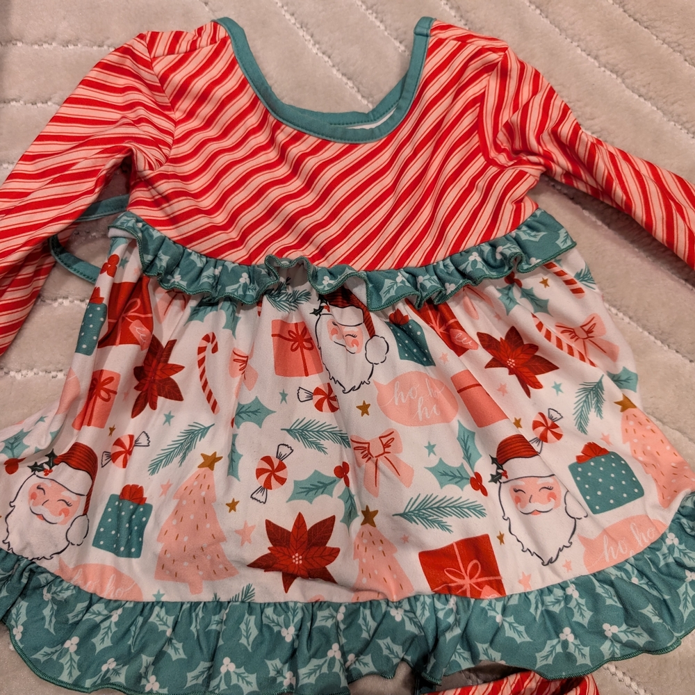 Cheeky Plum 2-Piece Holiday Set